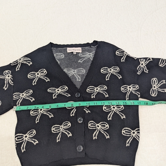 Willow & Wind Black Cardigan With Bow Design - Picture 4 of 7